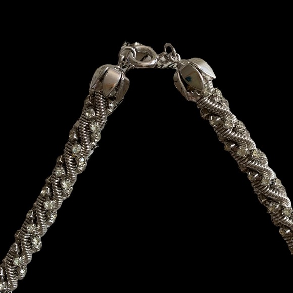 Vintage Estate Silver Tone Spring Necklace with Clear Crystals Woman’s Jewelry - Picture 3 of 9